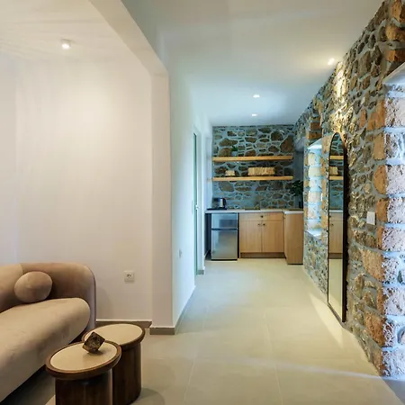 Trinitas Mare - Psarou Beachfront House W Sea View Apartment